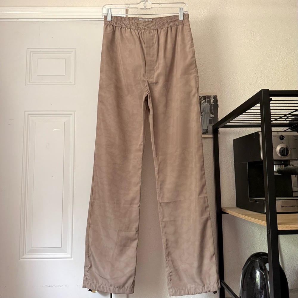 SERAPIS MARITIME‎ tan camo print elastic waist straight leg pants